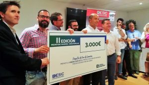 Empresa de material biodegradable gana premio a la mejor startup