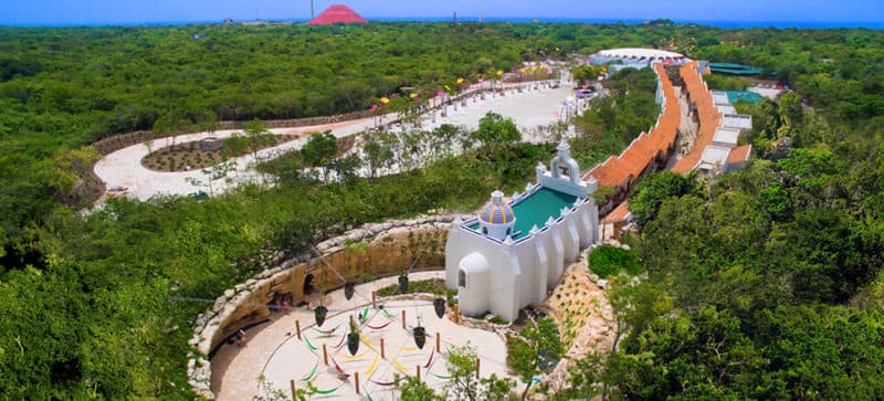 Conoce el parque más surrealista de la Riviera Maya