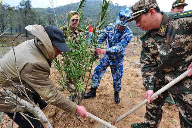 China envía a un gran ejercito de soldados a reforestar el país