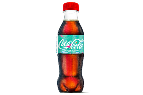 Conoce la primera botella de Coca-Cola hecha con plástico del mar