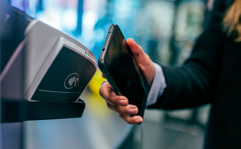 Valor de las transacciones financieras móviles superará los mil MDD en 2024