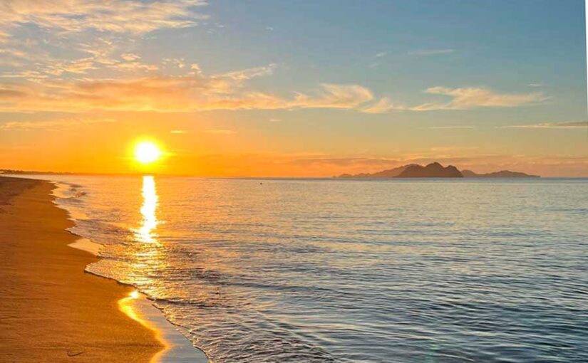 Amanecer en Bahía de Kino