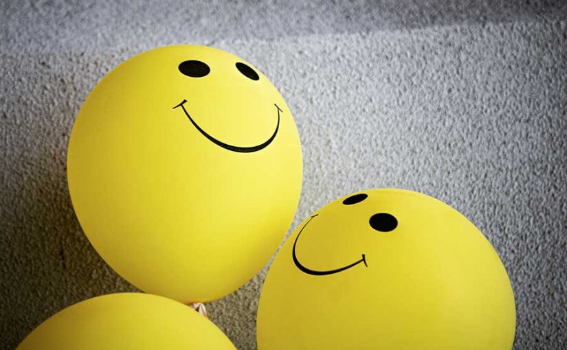 Globos amarillos